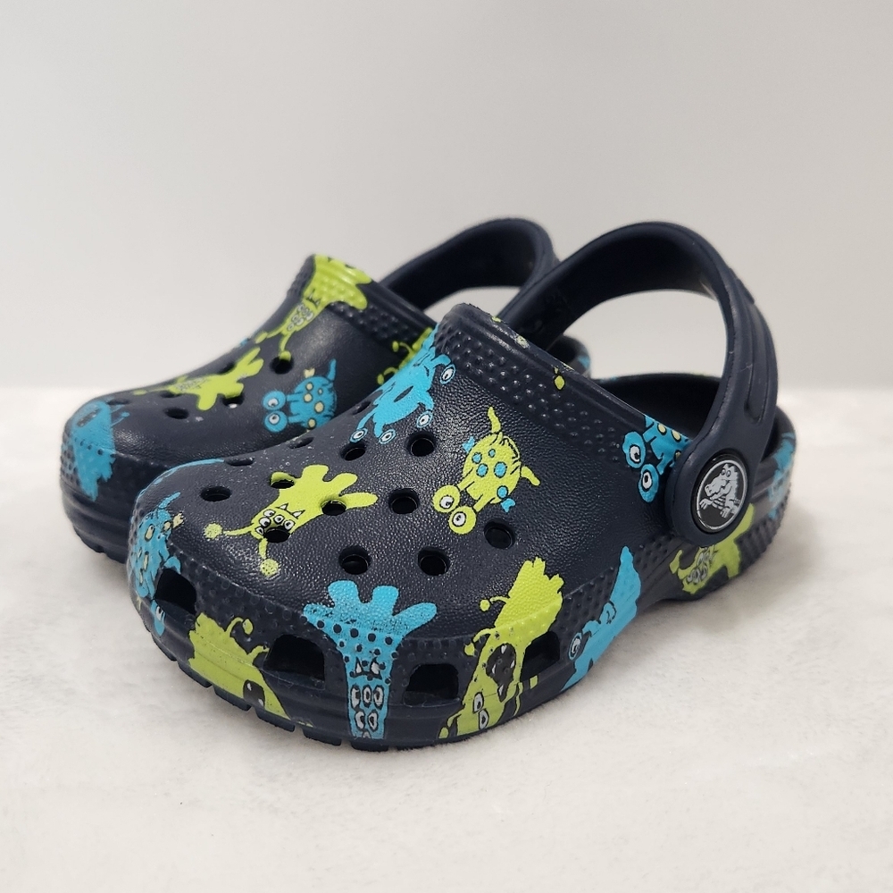 Crocs Navy Blue Green Monster Slip On Shoes Boys Size 6 - Picture 4 of 12